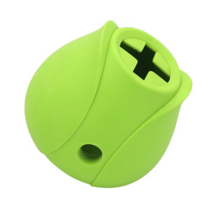 Pet petal leakage toys