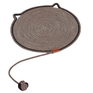 Woven cat scratching mat